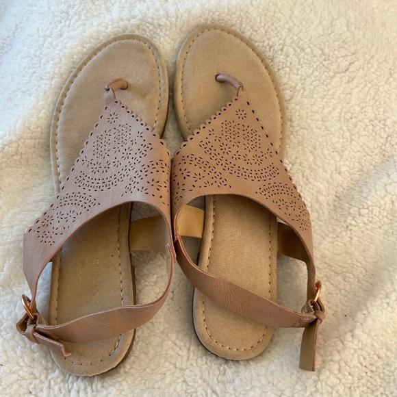 LC Lauren Conrad Perforated Tan Sandals - Picture 1 of 2